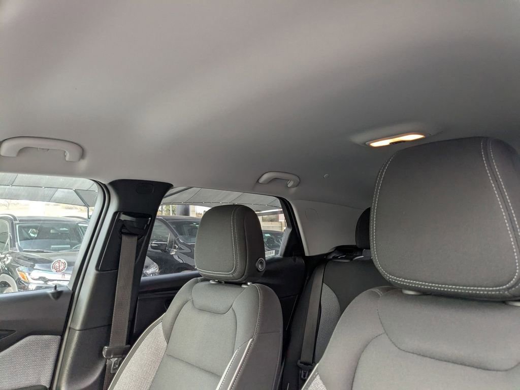 Used 2025 Chevrolet TrailBlazer LT image 16