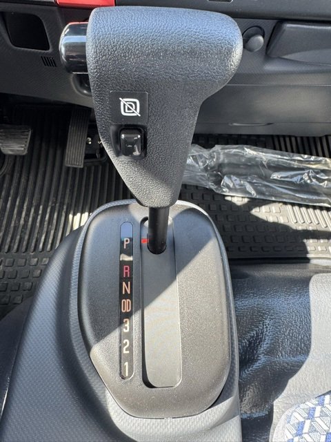 New 2024 Chevrolet Low Cab Forward image 12