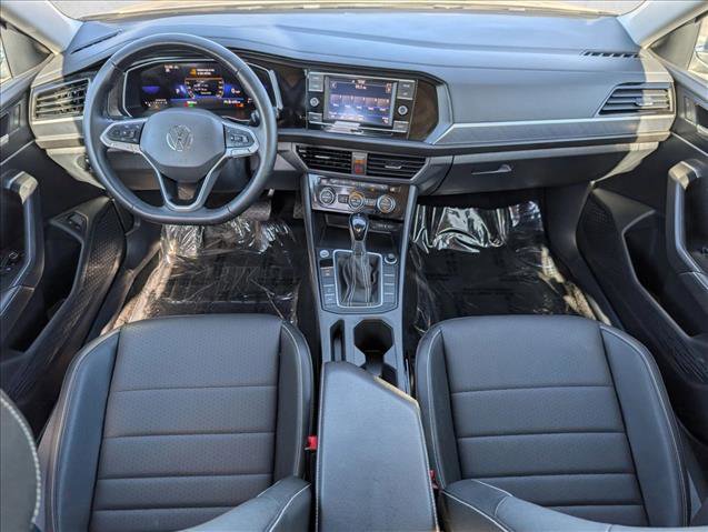 Used 2024 Volkswagen Jetta SE image 22