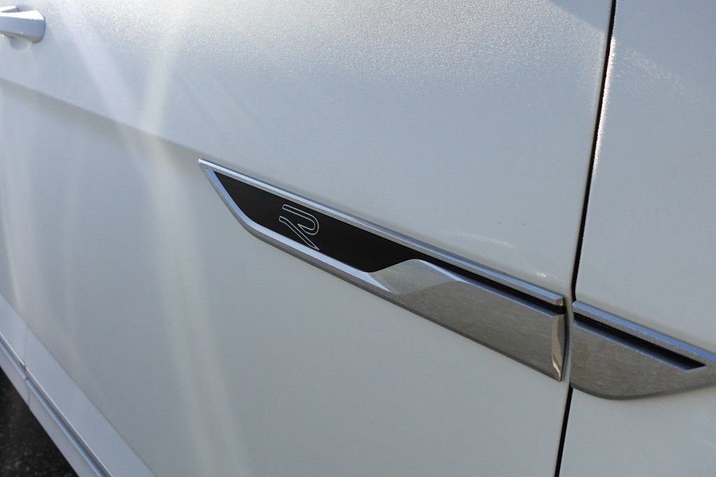 New 2026 Volkswagen Atlas SEL Premium R-Line image 7