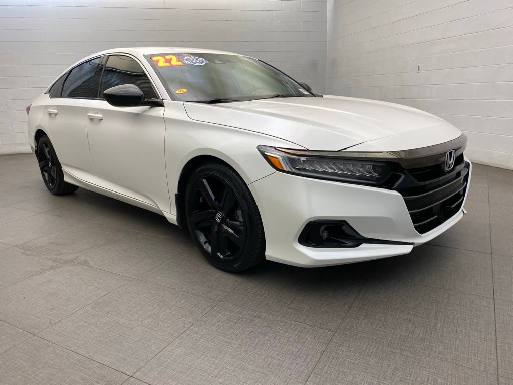 Used 2022 Honda Accord Sport image 4