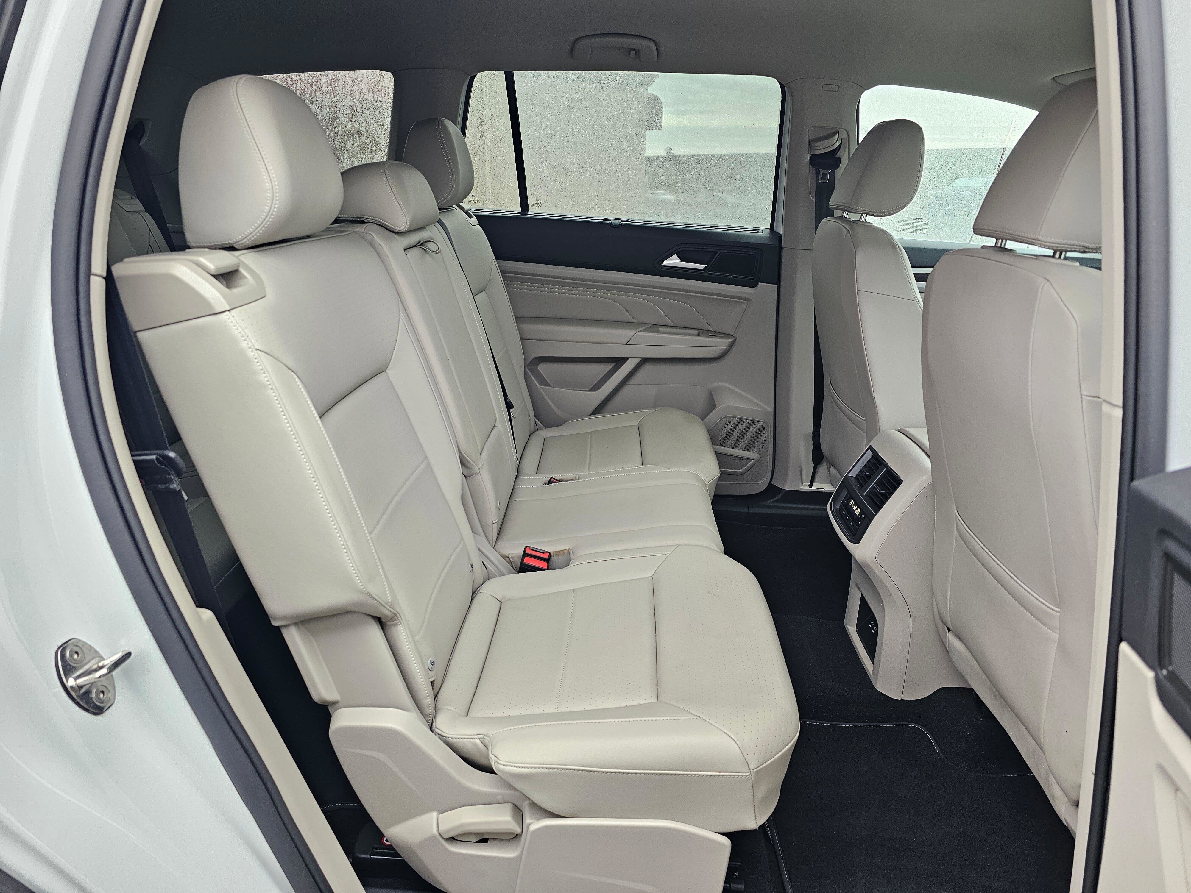 Used 2023 Volkswagen Atlas SE image 15
