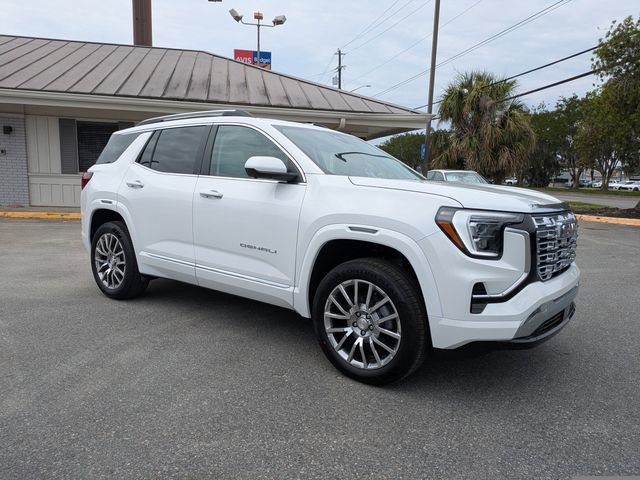 New 2026 GMC Terrain Denali w/ LPO, Floor Liner Package AWD/4WD image 2