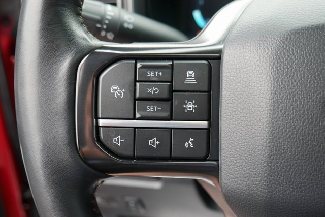 Used 2024 Ford F450 Platinum w/ FX4 Off-Road Package image 18