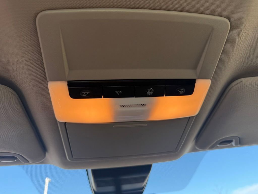 Used 2024 Nissan Altima 2.5 SV image 23