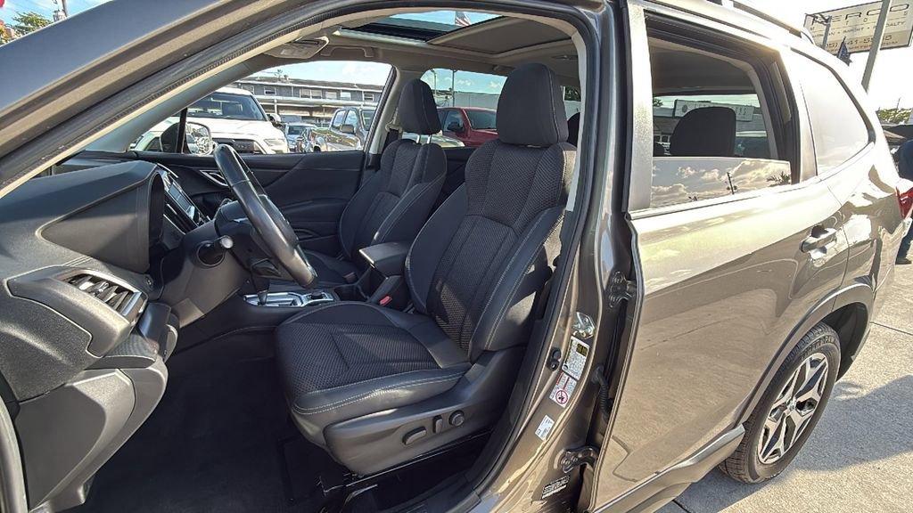 Used 2020 Subaru Forester Premium w/ Popular Package #1 AWD/4WD image 22