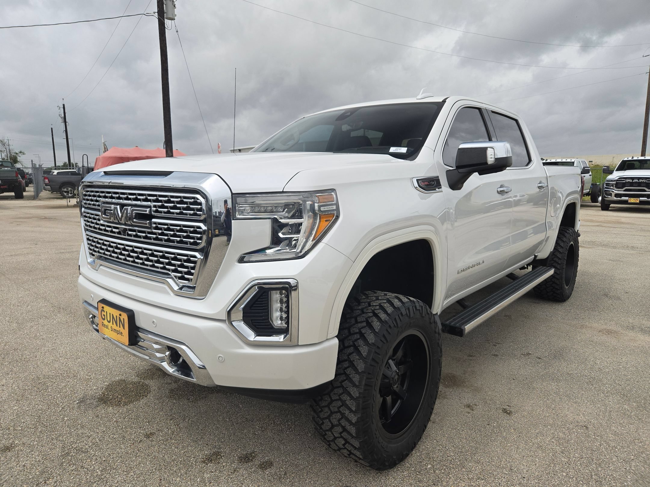 Used 2020 GMC Sierra 1500 Denali w/ Denali Ultimate Package AWD/4WD image 7