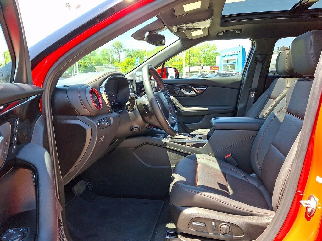 Certified 2024 Chevrolet Blazer RS w/ Enhanced Convenience Package FWD image 15