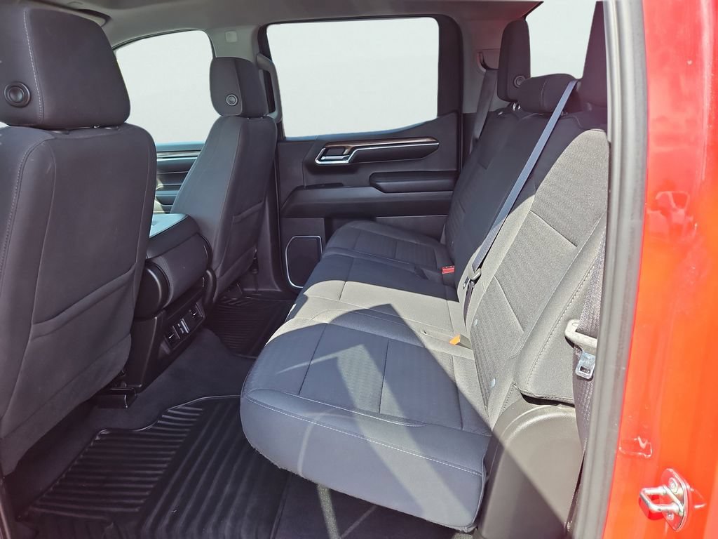 Certified 2022 Chevrolet Silverado 1500 LT AWD/4WD image 32