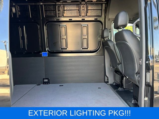 Used 2024 Mercedes-Benz Sprinter 3500 image 7
