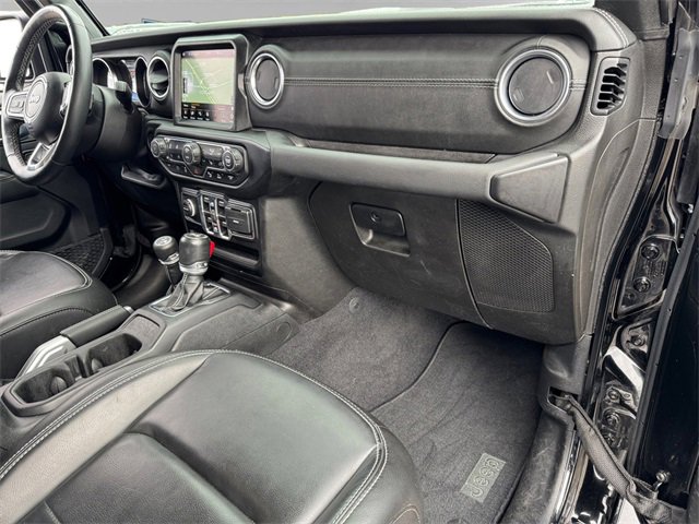 Certified 2022 Jeep Wrangler Unlimited Sahara w/ Cold Weather Group image 12