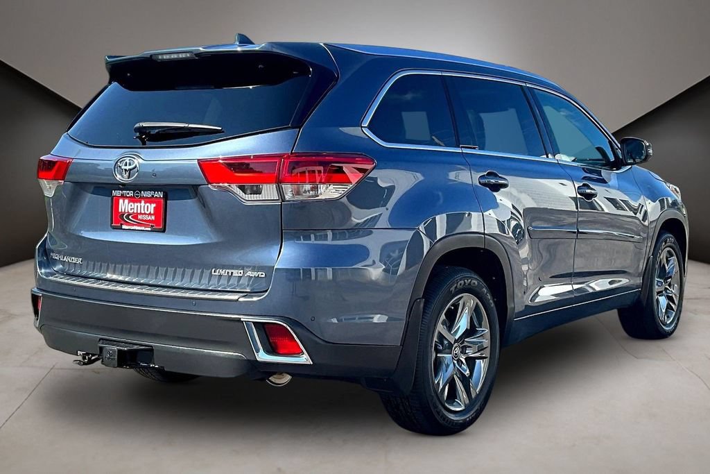 Used 2018 Toyota Highlander Limited Platinum AWD/4WD image 6