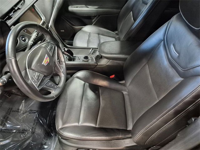 Used 2022 Cadillac XT5 Premium Luxury image 11