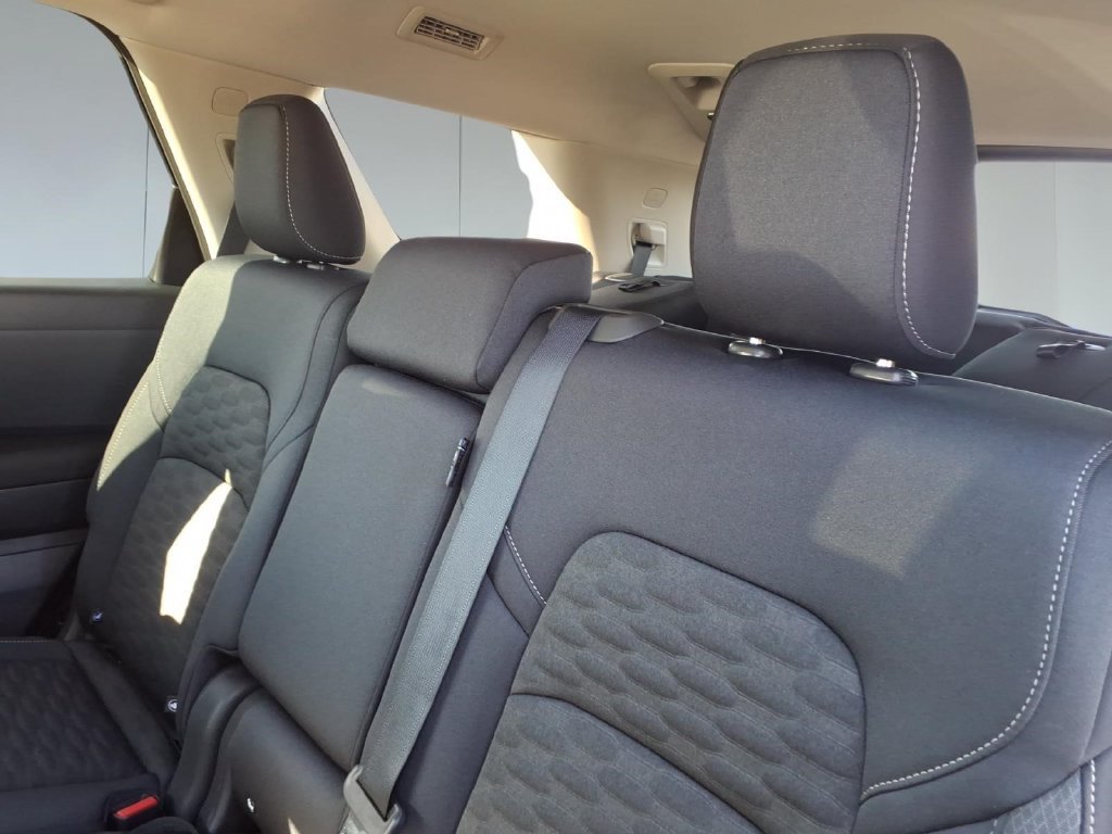 New 2026 Nissan Pathfinder SV FWD image 12