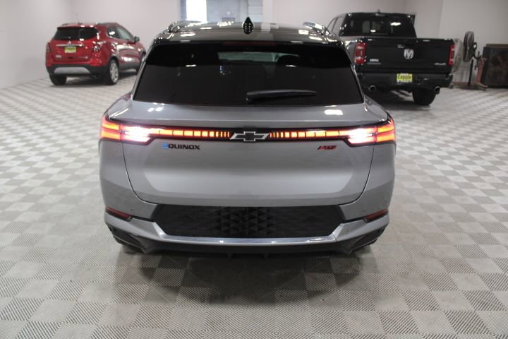 New 2026 Chevrolet Equinox EV RS image 11