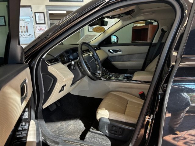 Used 2020 Land Rover Range Rover Velar S image 17