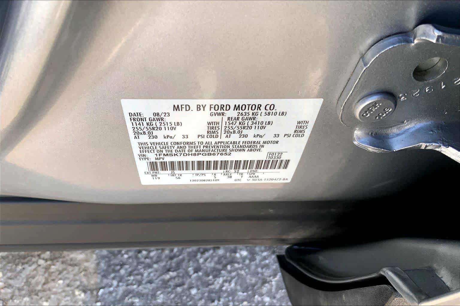 Certified 2023 Ford Explorer XLT w/ Equipment Group 202A RWD image 33