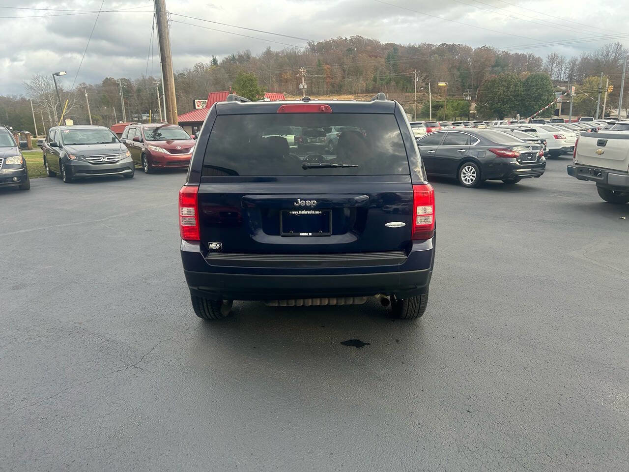 Used 2014 Jeep Patriot Latitude FWD image 5