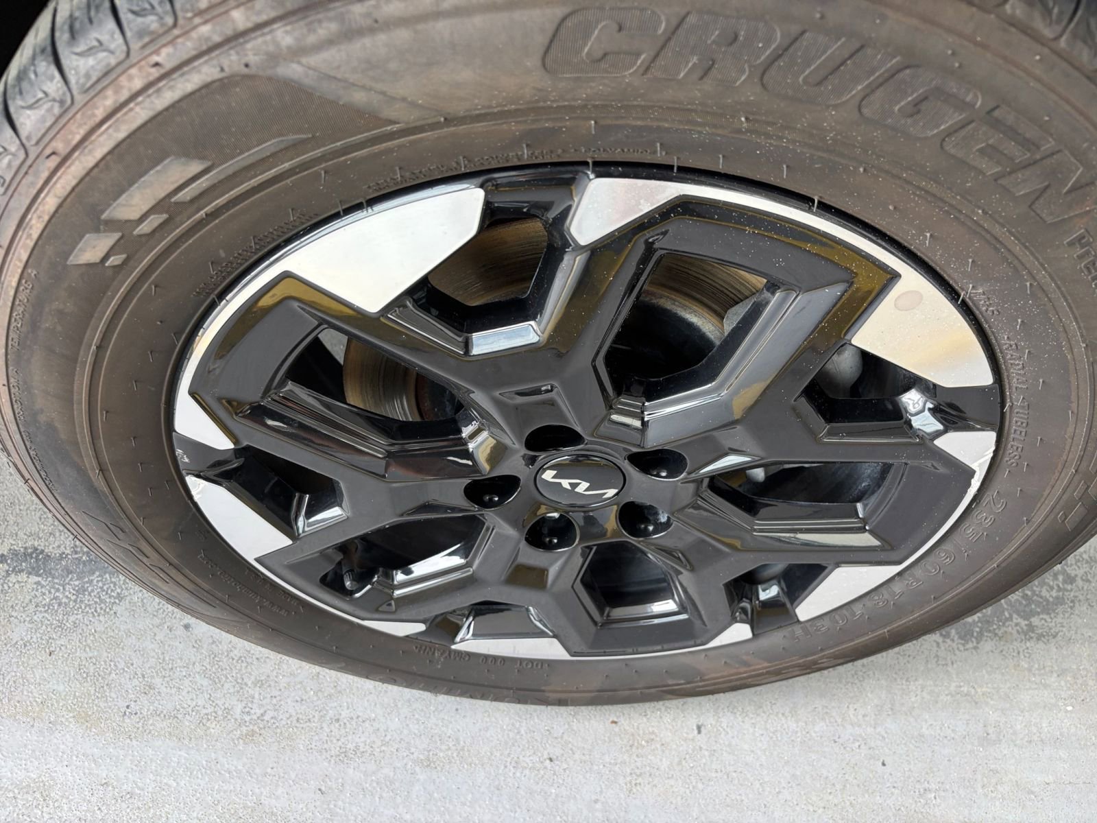 Used 2024 Kia Sorento S FWD image 33