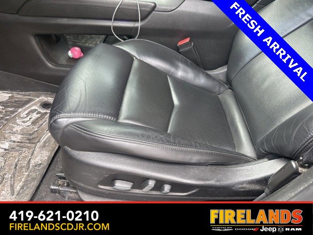 Used 2018 Cadillac XT5 Premium Luxury w/ Driver Assist Package image 21