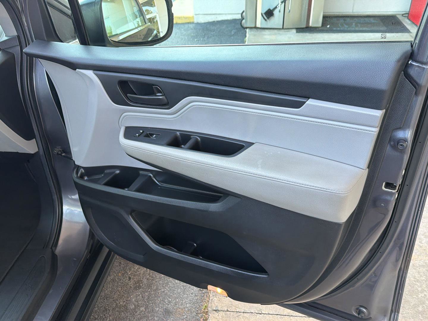 Used 2019 Honda Odyssey LX image 15