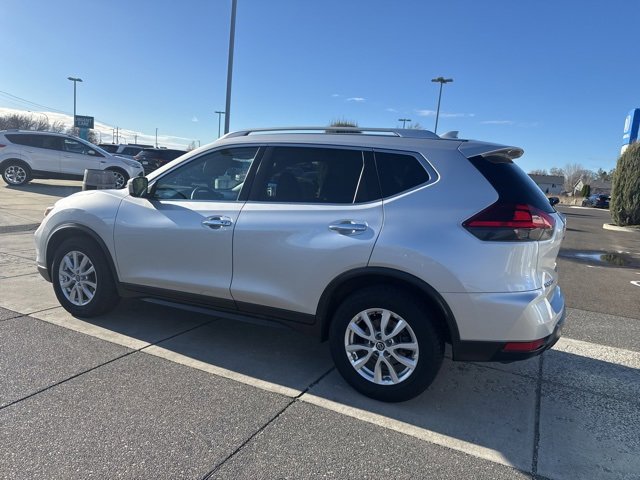 Used 2018 Nissan Rogue SV image 9