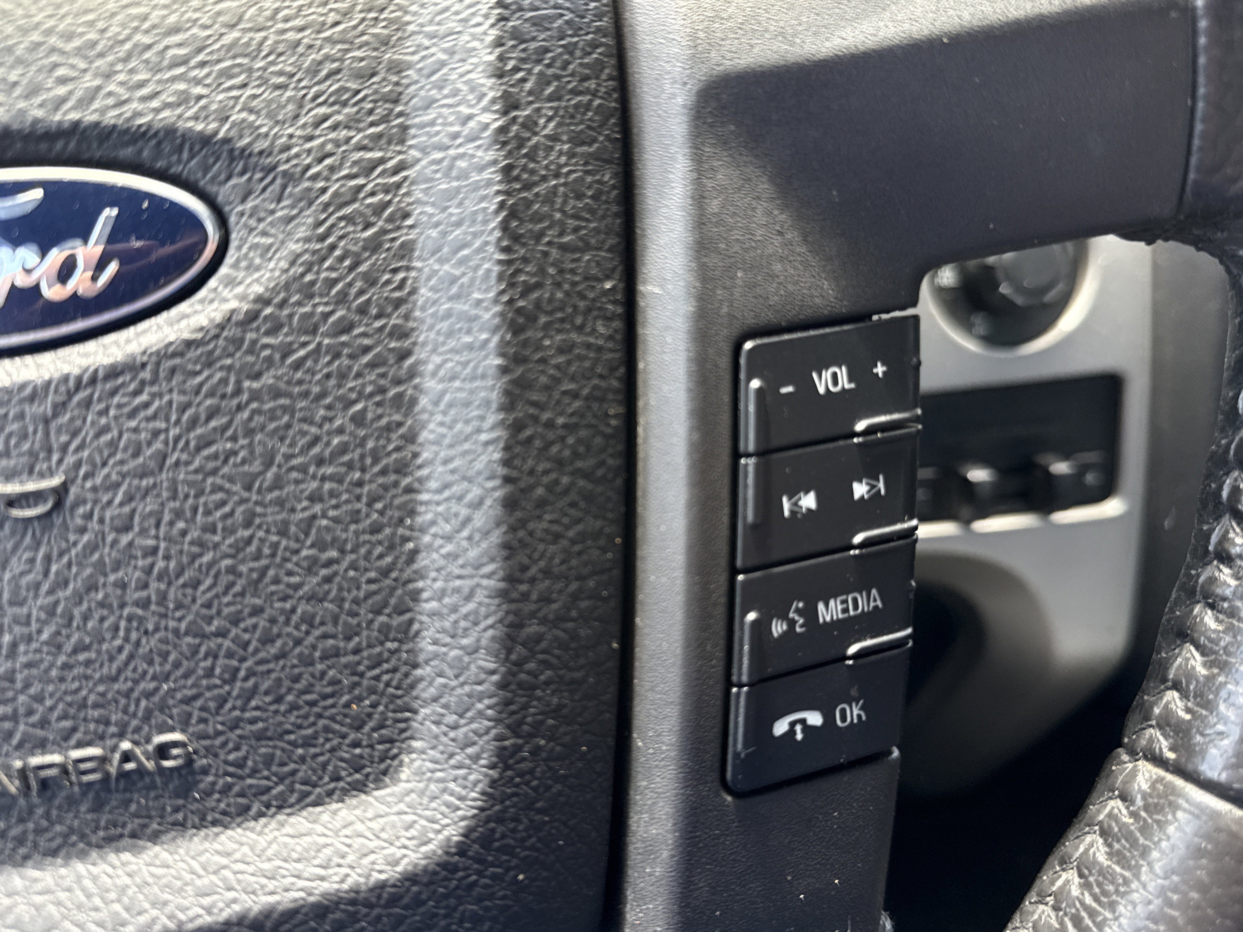 Used 2014 Ford F150 XLT w/ Equipment Group 302A Luxury AWD/4WD image 17