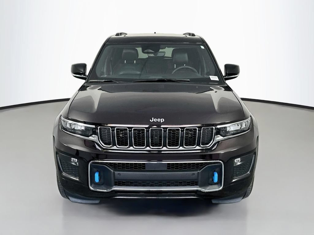 Used 2022 Jeep Grand Cherokee Overland AWD/4WD image 2