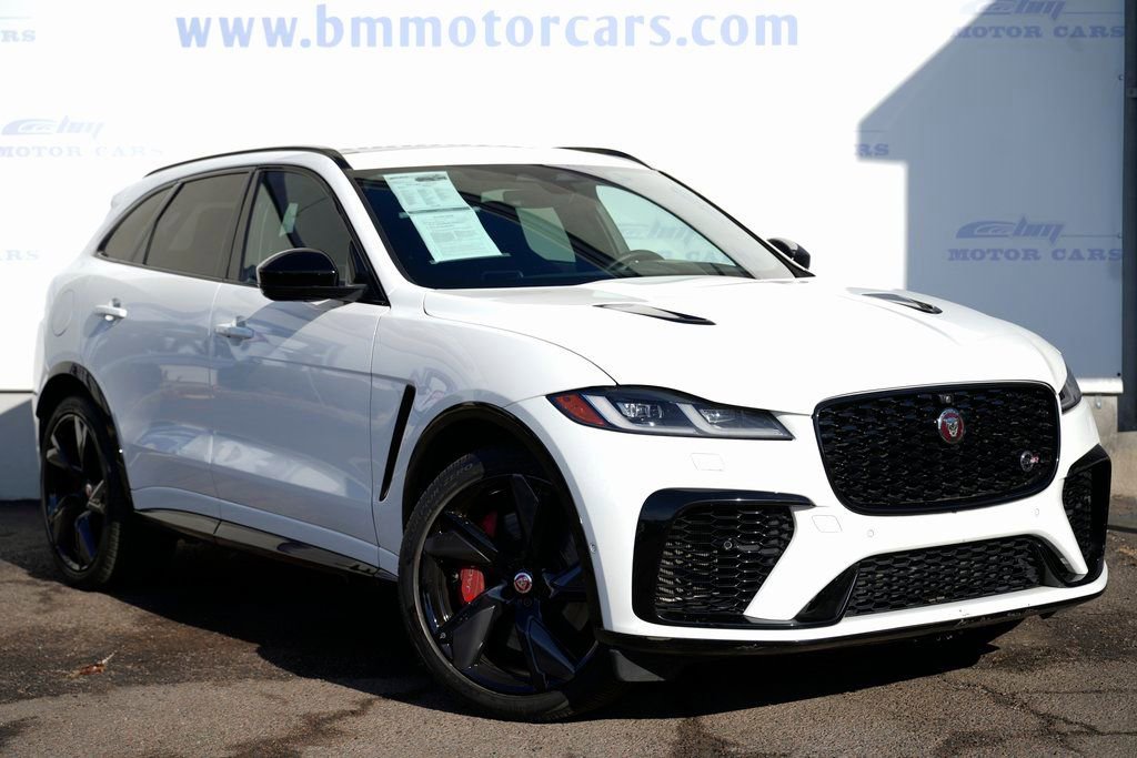 Used 2022 Jaguar F-PACE SVR image 1