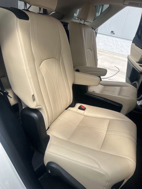 Used 2022 Lexus RX 450hL Luxury w/ Cold Area Package (CT) image 32