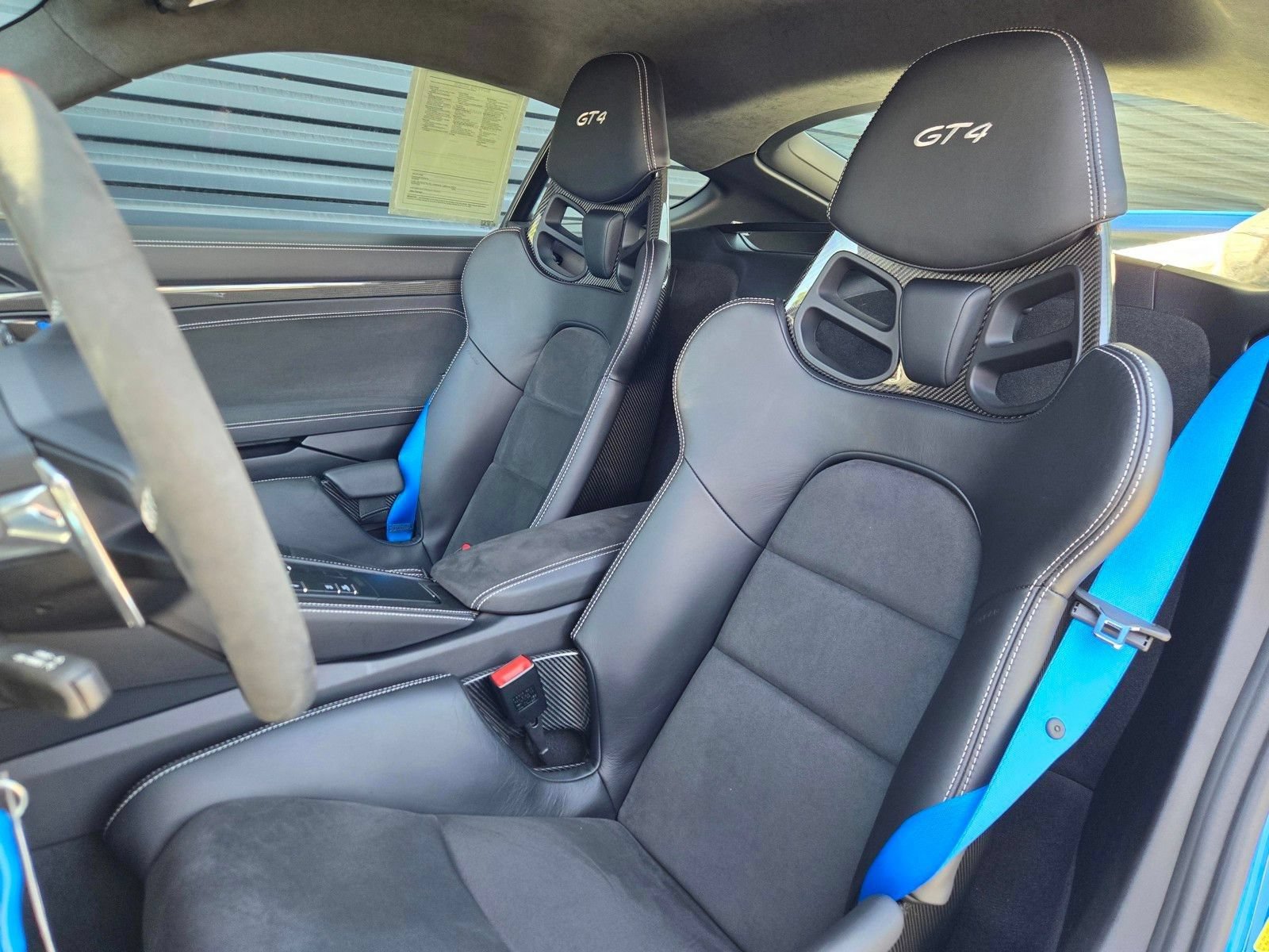 Certified 2023 Porsche 718 Cayman GT4 RWD image 6