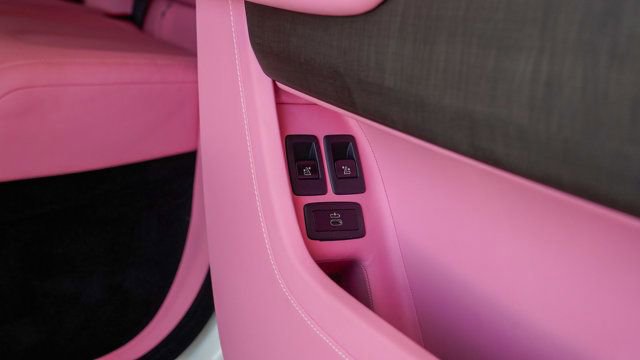 Used 2024 Rolls-Royce Cullinan Sport Utility image 68