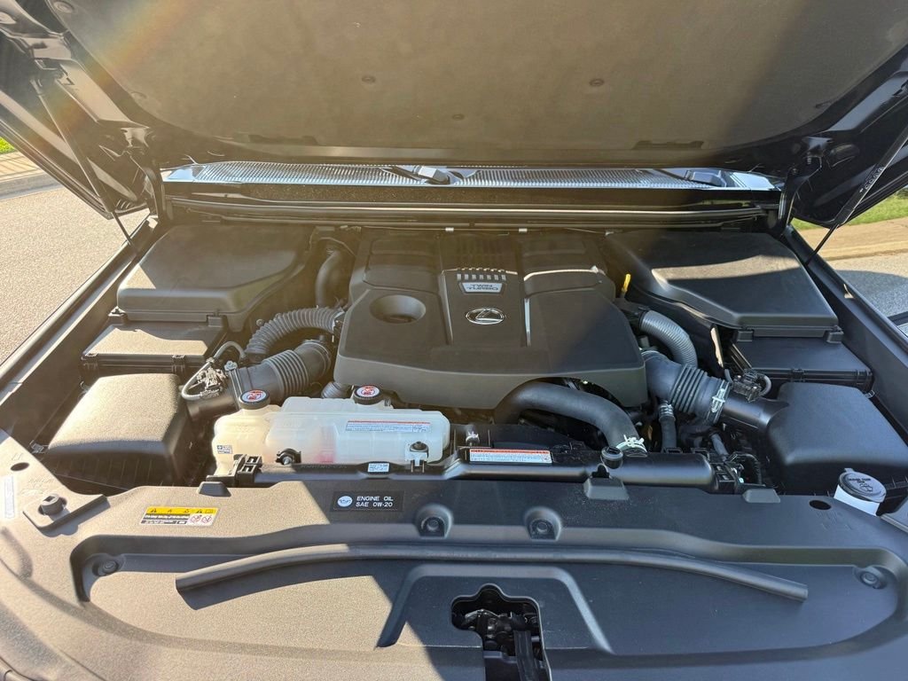 Used 2024 Lexus GX 550 AWD/4WD image 19