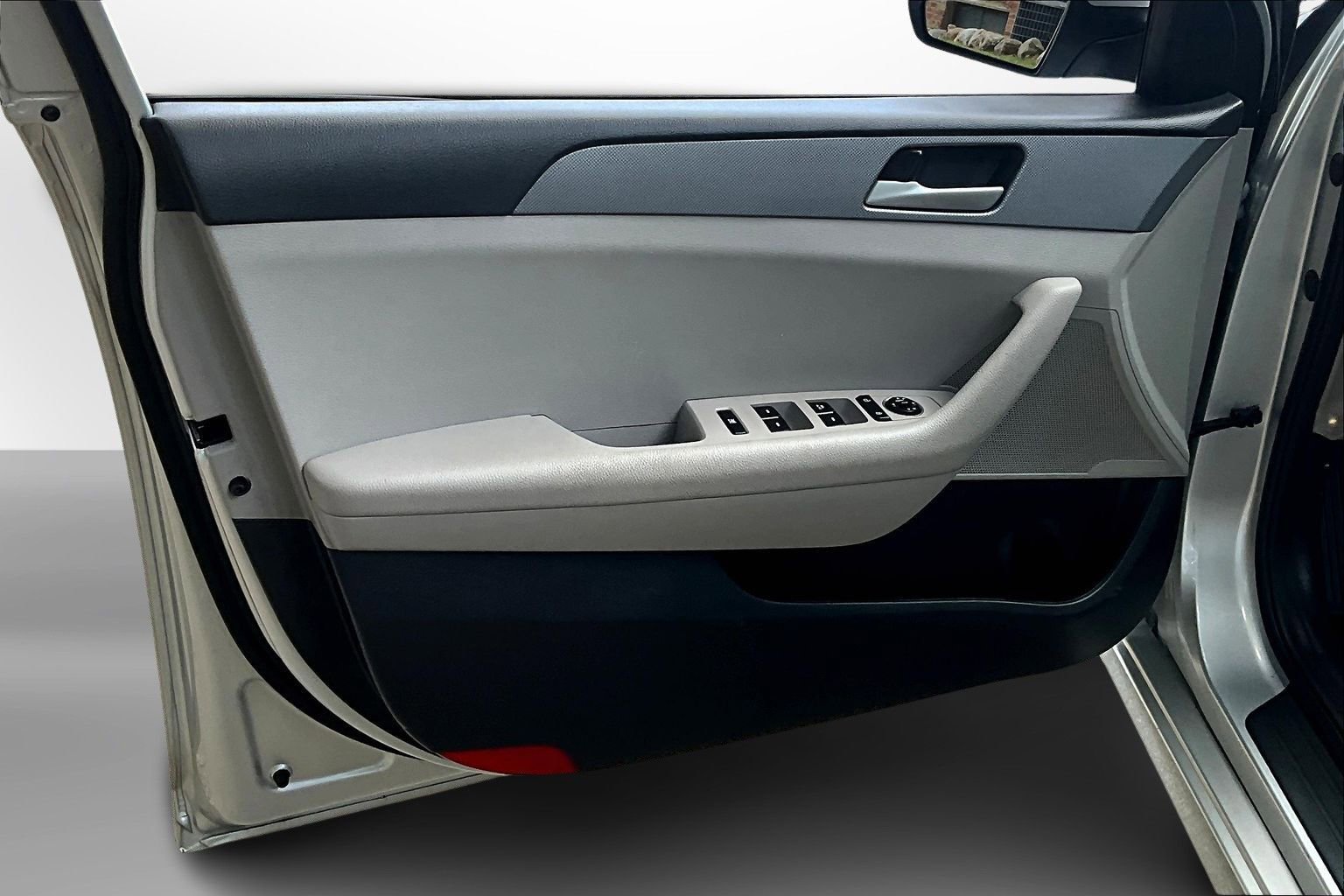 Used 2018 Hyundai Sonata ECO image 25