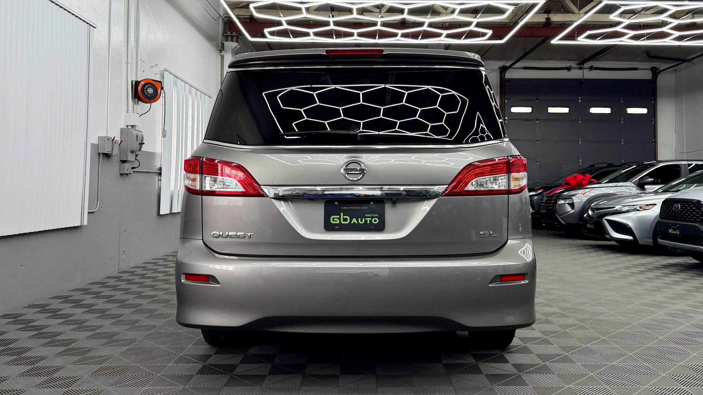 Used 2013 Nissan Quest SL w/ Value Cargo Pkg image 3