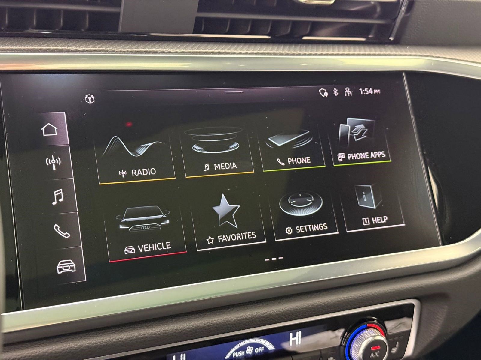 Certified 2025 Audi Q3 2.0T Premium image 28