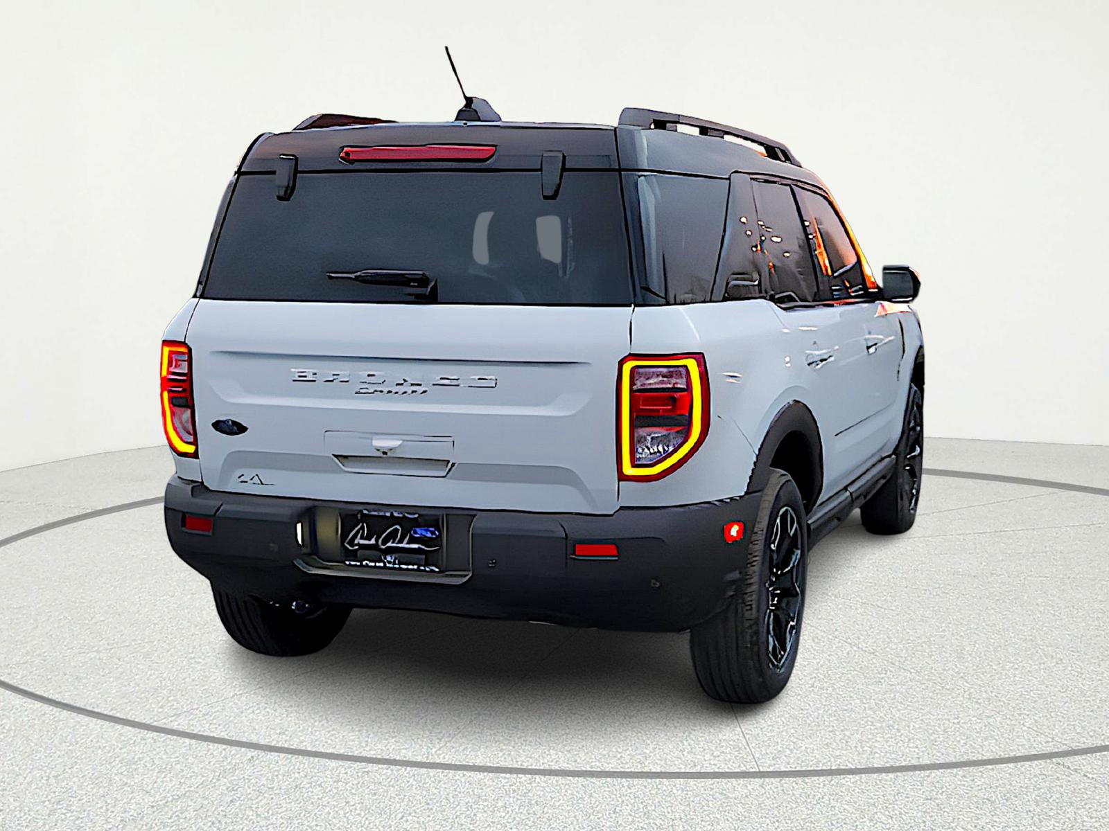 New 2025 Ford Bronco Sport Outer Banks image 8