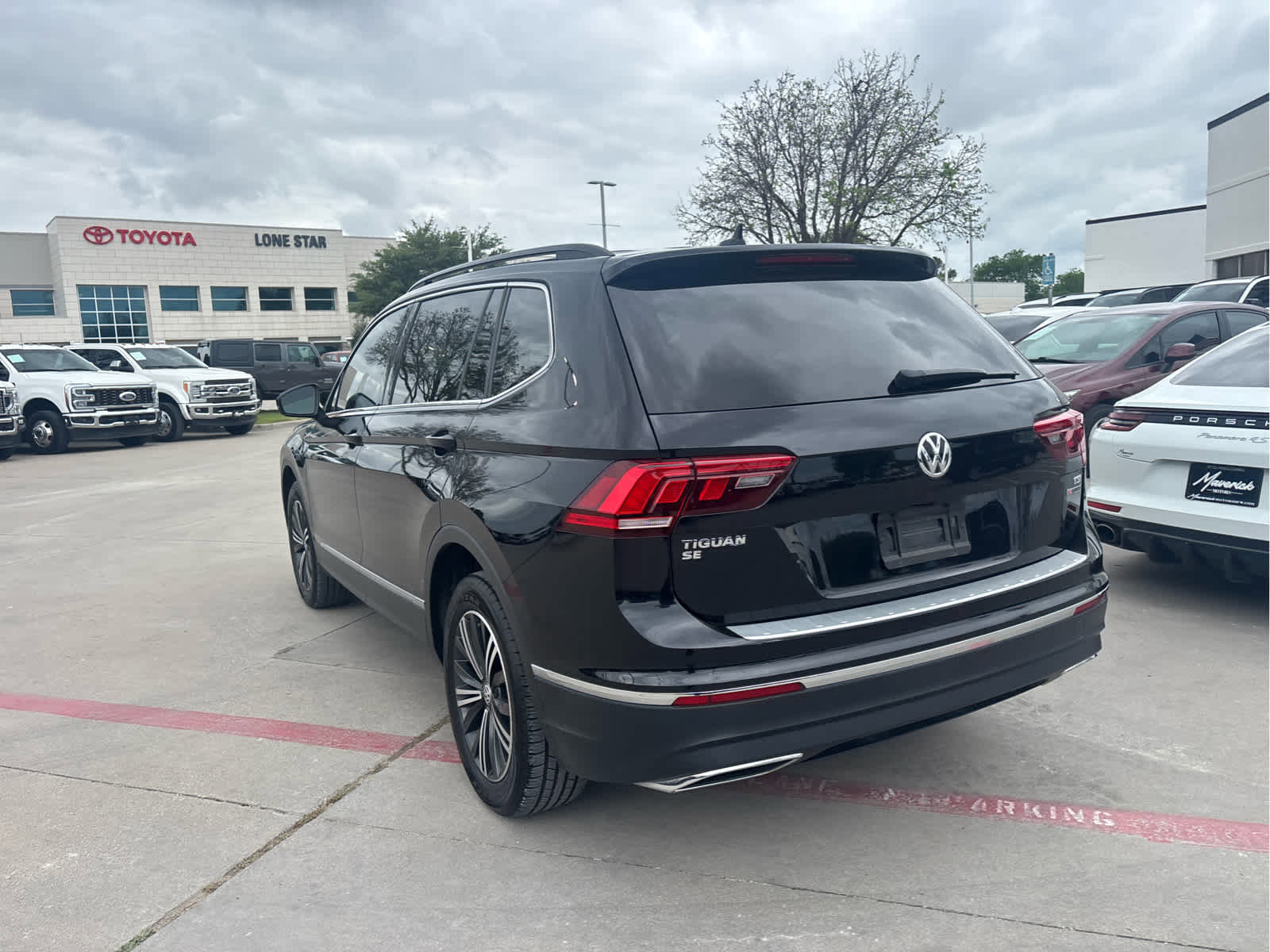 Used 2018 Volkswagen Tiguan SE image 5
