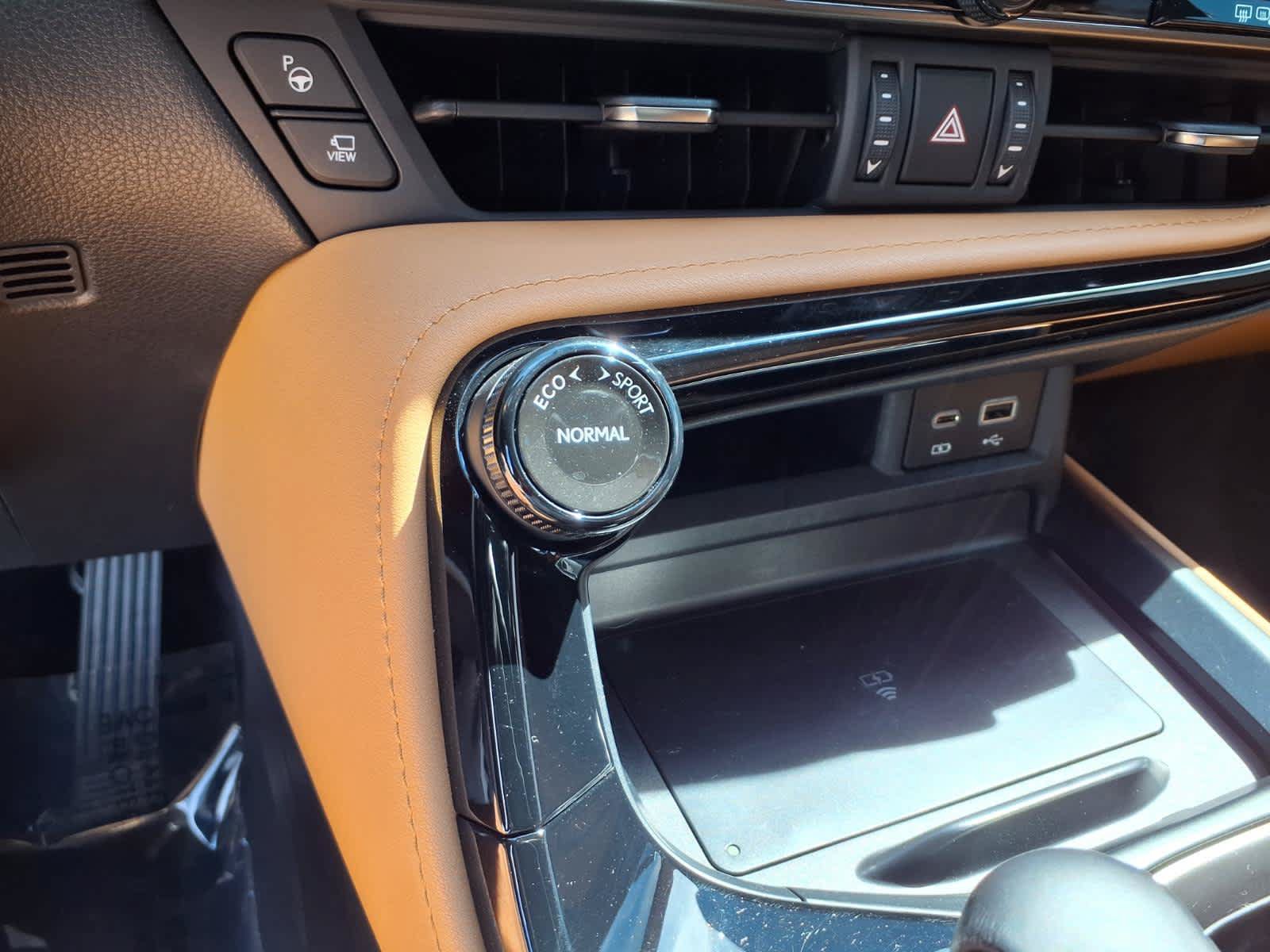 Used 2025 Lexus NX 450h+ AWD w/ Accessory Package (2T) image 28