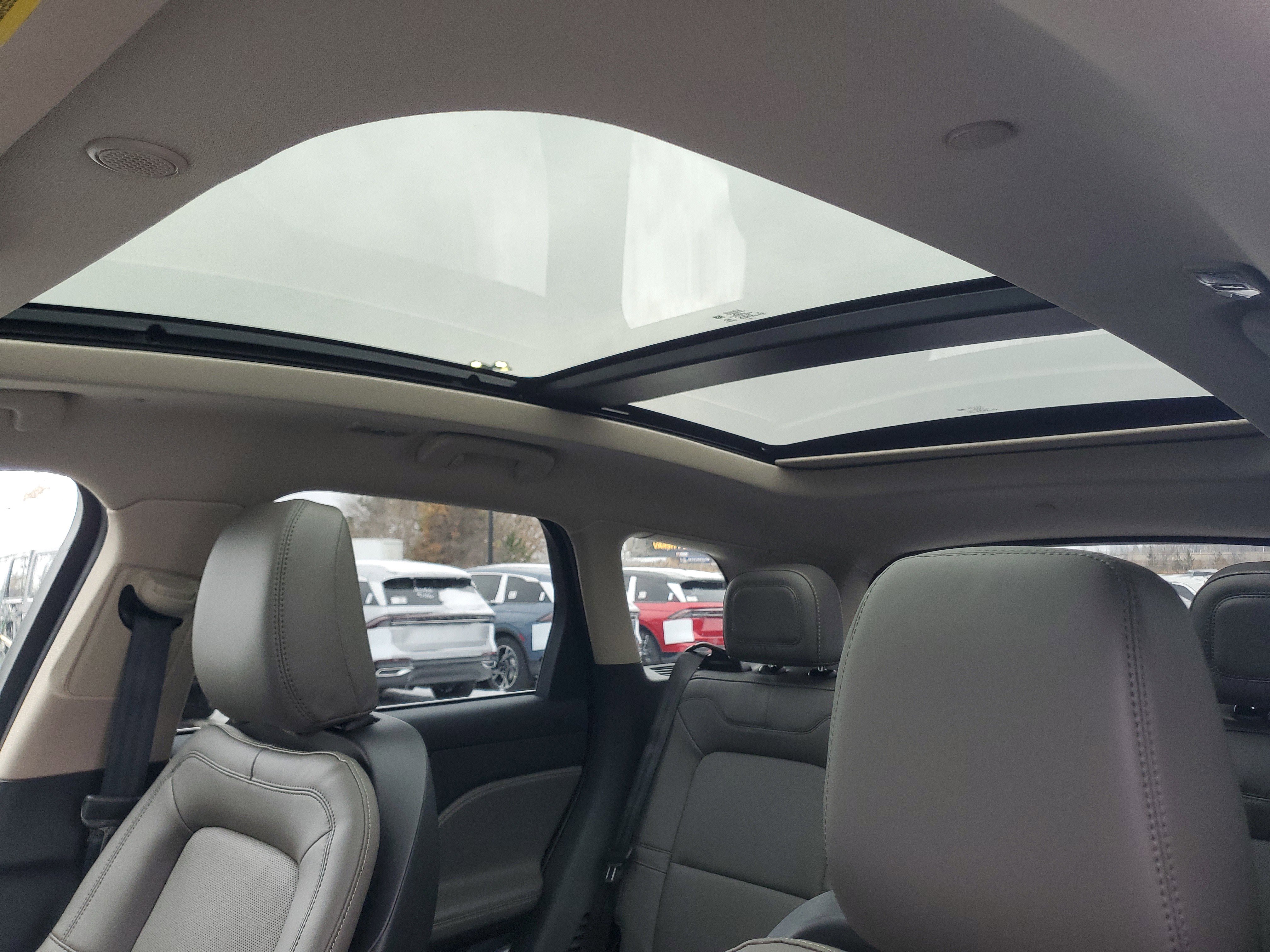 New 2026 Lincoln Corsair Premiere image 11