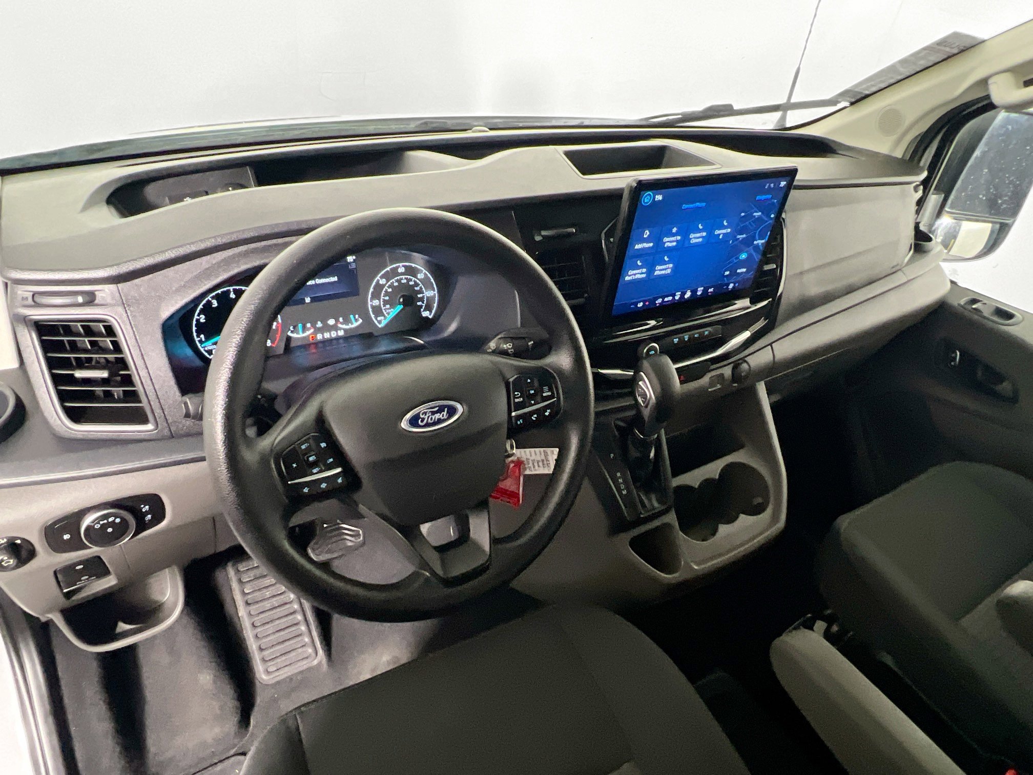 Used 2023 Ford Transit 350 XLT image 29