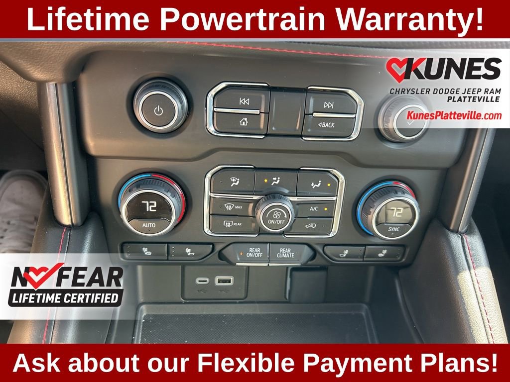 Used 2024 Chevrolet Suburban RST image 31