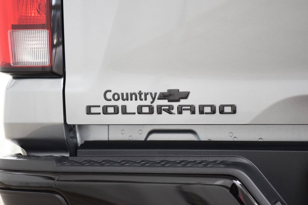 New 2026 Chevrolet Colorado ZR2 w/ Technology Package AWD/4WD image 26