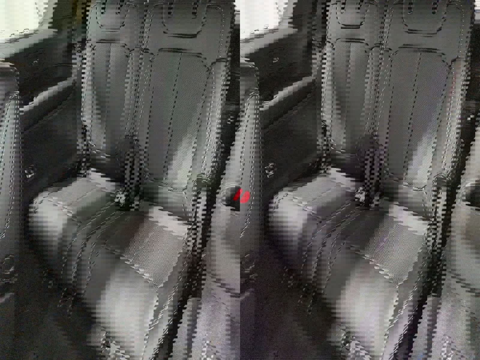 Certified 2023 Jeep Grand Cherokee L Overland image 40