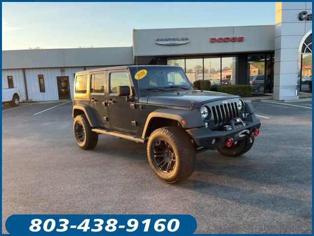 Used 2016 Jeep Wrangler Unlimited Rubicon w/ Connectivity Group AWD/4WD image 1