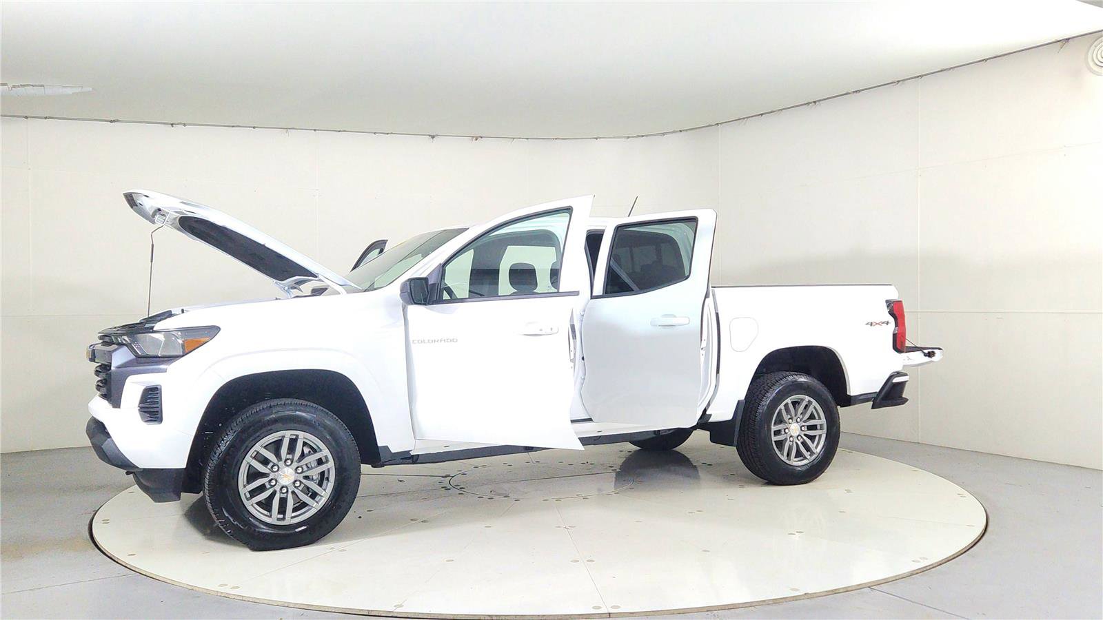 New 2026 Chevrolet Colorado LT w/ Advanced Trailering Package image 9