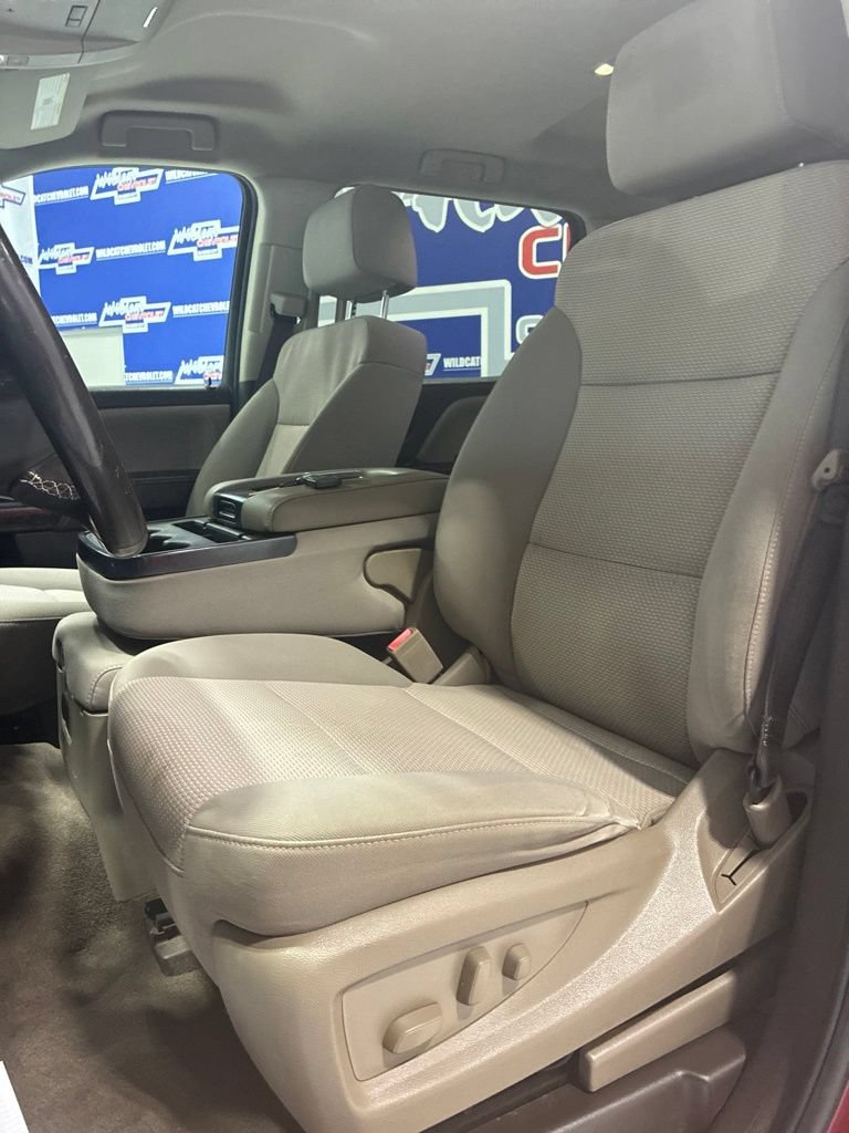 Used 2018 Chevrolet Silverado 1500 LT w/ All Star Edition AWD/4WD image 13