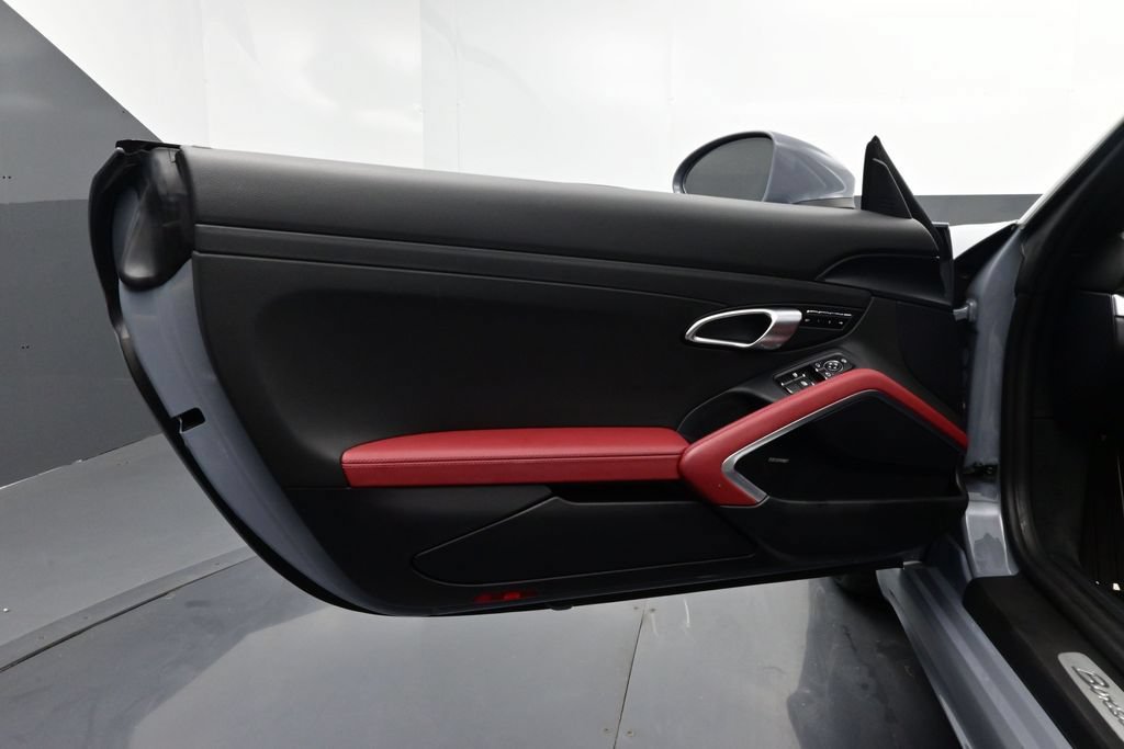 Certified 2025 Porsche 718 Boxster S RWD image 11