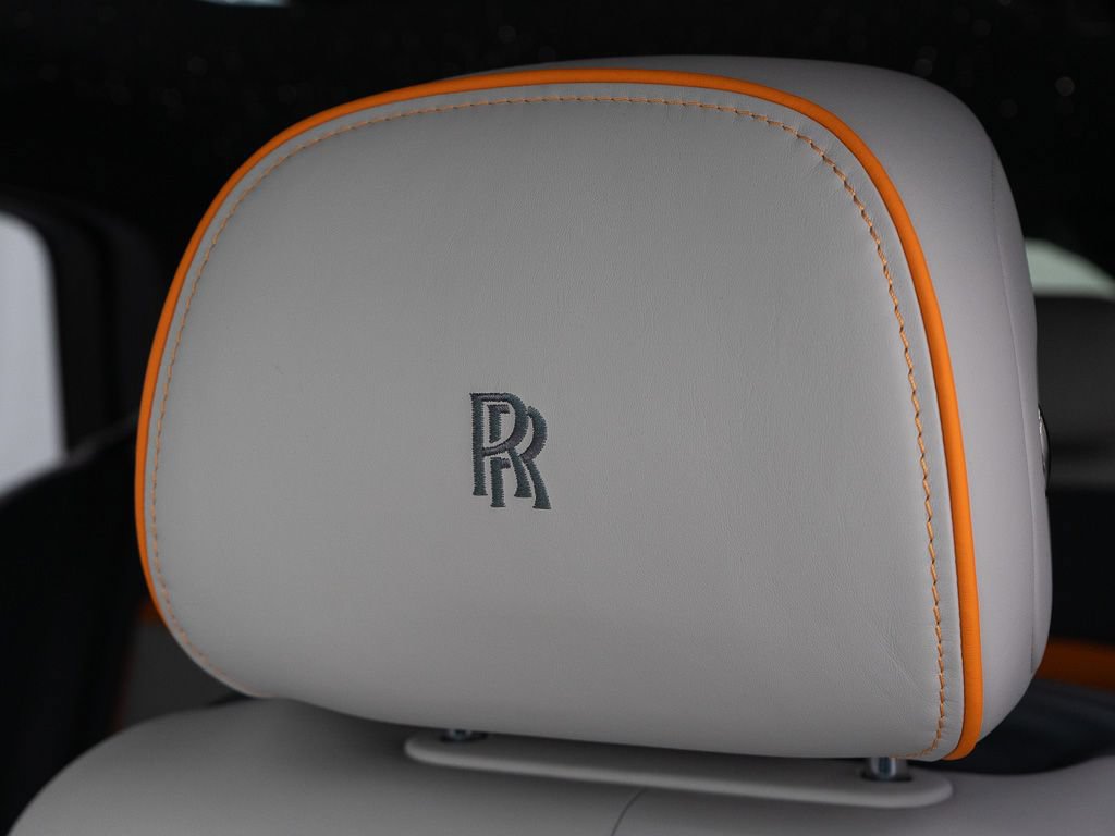 Certified 2023 Rolls-Royce Cullinan w/ Dark Exterior Package AWD/4WD image 17