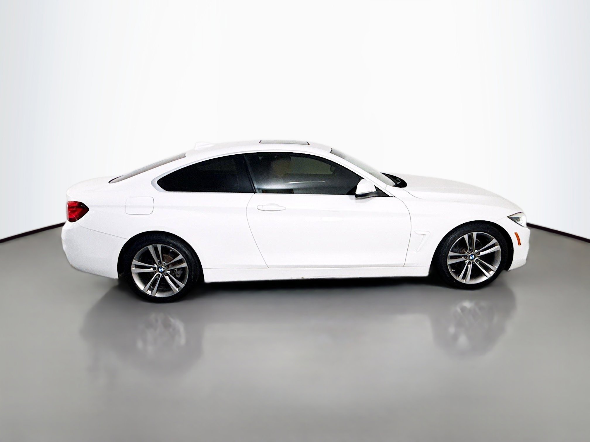 Used 2019 BMW 430i Coupe image 11